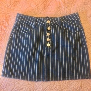 Denim Stripes Skirt with Pockets SMALL